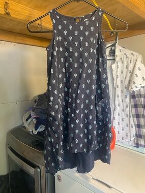 Old Navy Navy and White Floral Sleeveless Dress